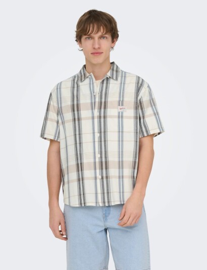 ONLY & SONS Onsebert Rlx Resort Ss Shirt Ww CreaM ONLY & SONS Onsebert Rlx Resort Ss Shirt Ww CreaM