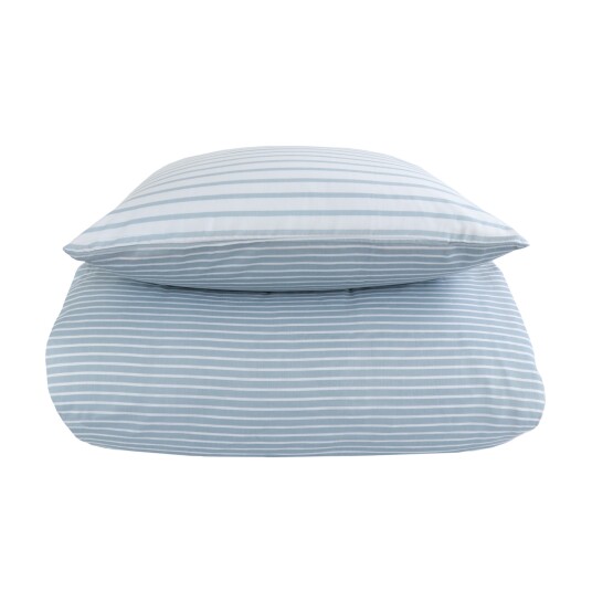 Borg Living Sateng sengesett - 150x210 cm - 100% Bomullssateng - Narrow lines - Blå Borg Living Sateng sengesett - 150x210 cm - 100% Bomullssateng - Narrow lines - Blå