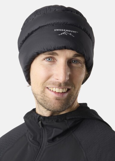 Swedemount Östersund Down Beanie Black/Carbon Black Onesize Luer Swedemount Östersund Down Beanie Black/Carbon Black Onesize Luer
