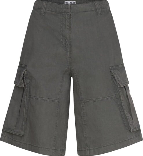 Weekday Loose Low Rise Cargo Shorts   Grey   40