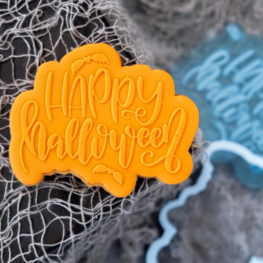 Sweet Stamp Outboss  Stamp n Cut Happy Halloween 