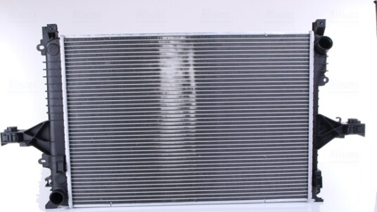Radiator NISSENS 65557A