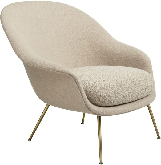 Gubi Gubi Bat Lounge Chair Low Back Antique Brass Base Lenestoler Gamfratesi Metall/tekstilmateriale