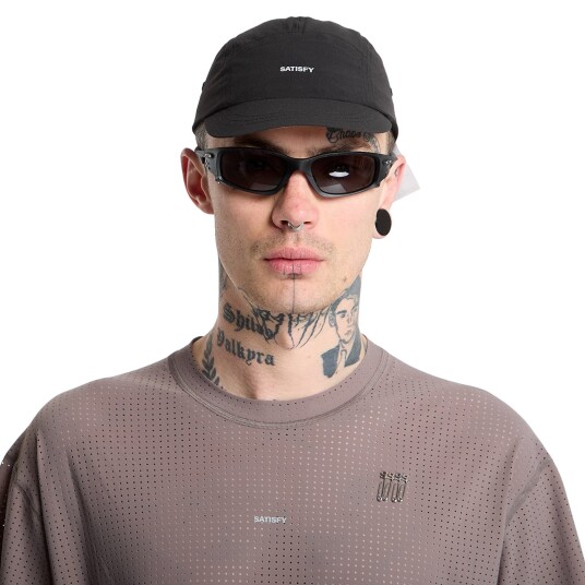 Satisfy PeaceShell Cordura Trail Cap Black Satisfy PeaceShell Cordura Trail Cap Black