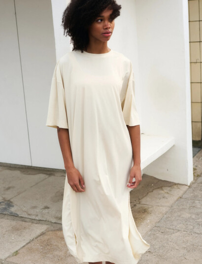 Rethinkit Studios Hangout Tee Dress Slit - Cream - XS/S