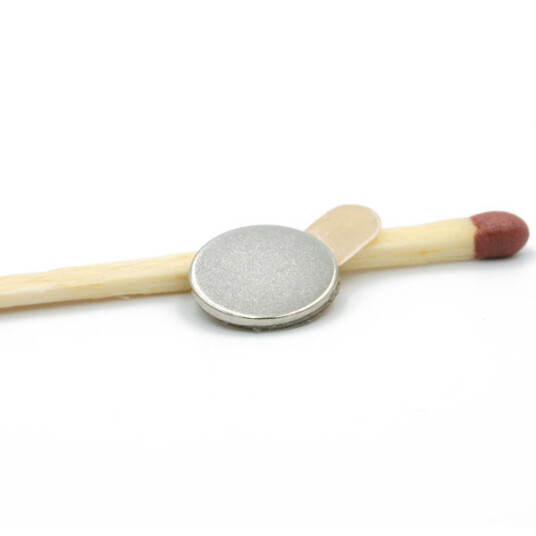 Selvklebende disk magnet Ø 12 mm x 2 mm med løftekraft 1.3 kg