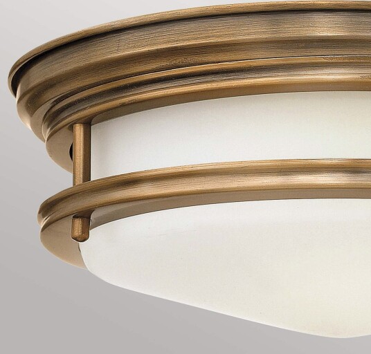Hadrian utendørs taklampe, bronse/opal, 31 cm, IP44 – Quintiesse - Metall - Rund