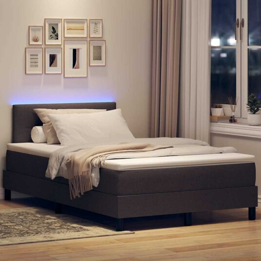 Box Spring Seng med Madrass & LED Mørk Brun 120x190 cm Stoff Box Spring Seng med Madrass & LED Mørk Brun 120x190 cm Stoff