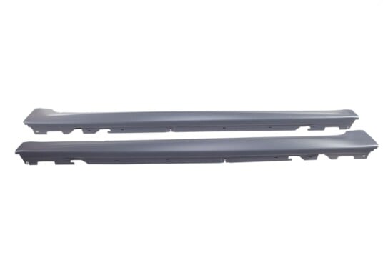 Camco Sideskjørtsett 
M sport / M5 style 2A 3101