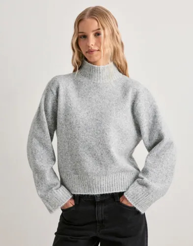 Nelly - Grå - Contrast Turtle Neck Knit Sweater