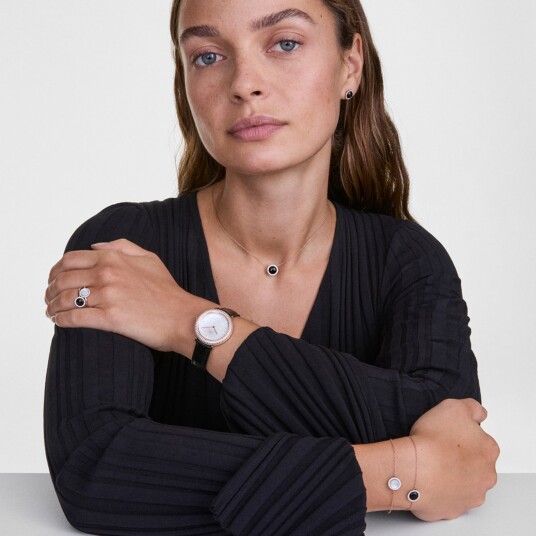 Daniel Wellington DW Watch Crystalline Bezel Black Croc Rose Gold 32mm Daniel Wellington DW Watch Crystalline Bezel Black Croc Rose Gold 32mm