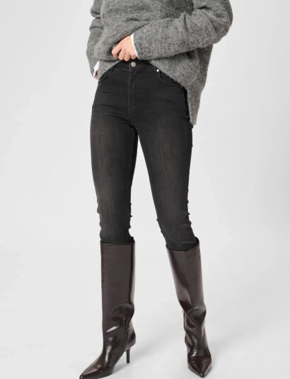 My Essential Wardrobe 39 The Nora High 100 Slim Y Black 24 x 32 My Essential Wardrobe 39 The Nora High 100 Slim Y Black 24 x 32