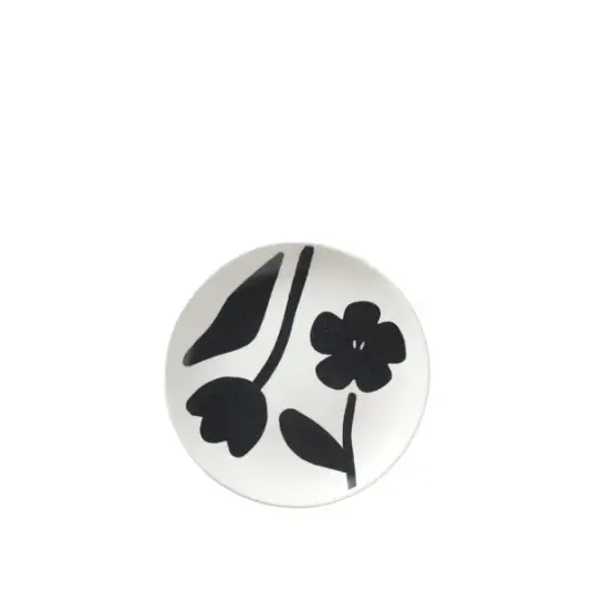 Broste Copenhagen Flora tallerken Ø20 cm Black off white Broste Copenhagen Flora tallerken Ø20 cm Black off white