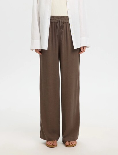 Selected Slfviva Gulia Hw Long Sun Pant Noos Brown 34 Selected Slfviva Gulia Hw Long Sun Pant Noos Brown 34