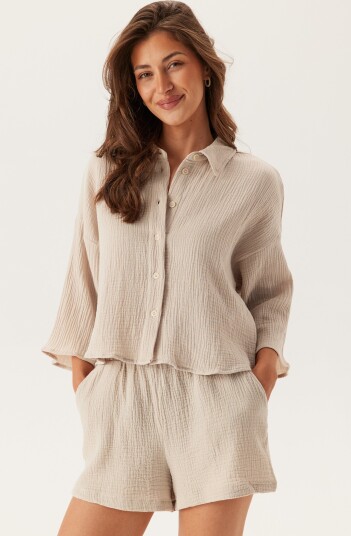 Vero Moda Vmnatali crop shirt