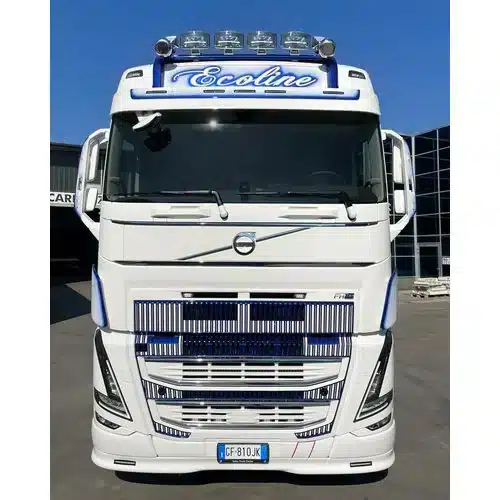 Solarguard underfanger Volvo FH4/FH5 + FM5 12 CM Lys utval 12CM med 2 next gen lyshull