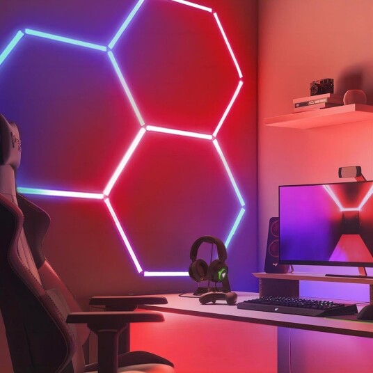 Hexagon RGBIC 3 felt komplett sett   50W. inkludert Bluetooth kontroller og strømforsyning   Kulør : RGBIC