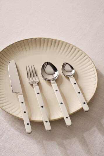 Jotex Bestikksett 4 Deler Sølv/hvit LOLLO 2071516010 Jotex Bestikksett 4 Deler Sølv/hvit LOLLO 2071516010