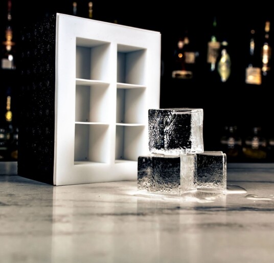 Ice Forward isform til store klare isbiter