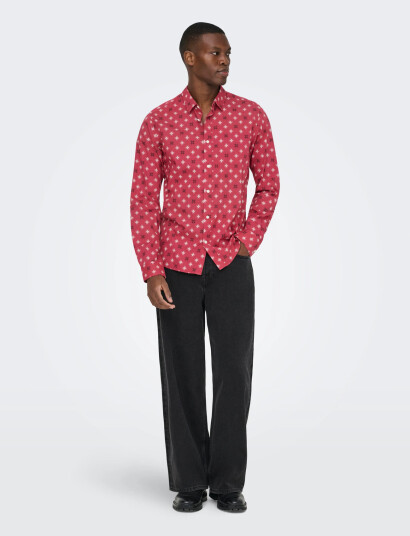 ONLY & SONS Onself Xmas Aop Slim Poplin Ls Shirt - Red - S ONLY & SONS Onself Xmas Aop Slim Poplin Ls Shirt - Red - S