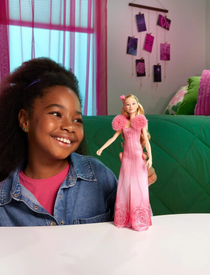 Wicked Wicked Singing Glinda Fashion Doll, Posable With Removable Movie Fashions & Accessories - Multi/patterned - ONE SIZE