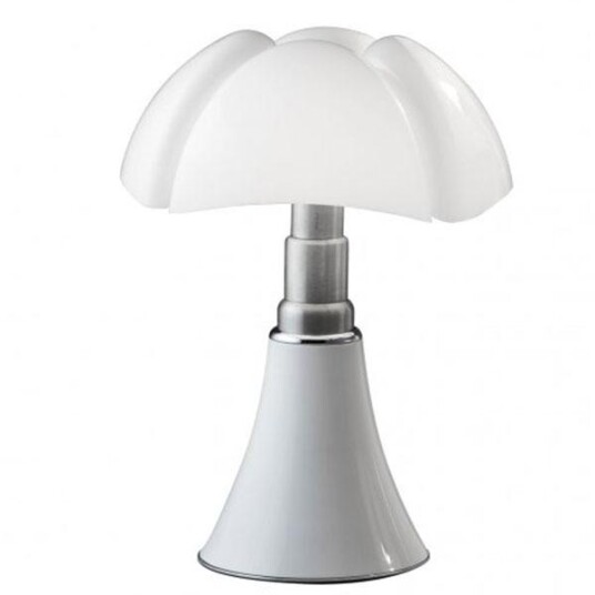 Martinelli Luce Pipistrello Bordlampe 1965 Hvit Martinelli Luce Pipistrello Bordlampe 1965 Hvit