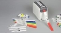 Zebra Z Band Direct Polypropylen Pp Permanent Akryl Adhesiv Perforert 6 Mille Blå Svart Registreringsmerke 25.4 X 279.4 Mm 1200 Stk 6 RullEr X 200 Håndleddsbånd For Zebra Hc100 Hc100 Patient I.D. Solution
