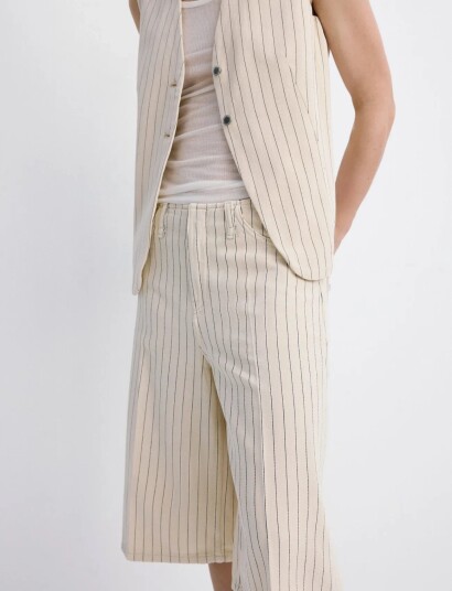 Mango Striped Mid Rise Bermuda Shorts Cream 36