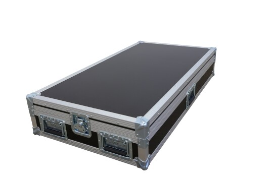 Flightcase MK4. for Pioneer CDJ-3000 + DJM-900NXS Flightcase MK4. for Pioneer CDJ-3000 + DJM-900NXS