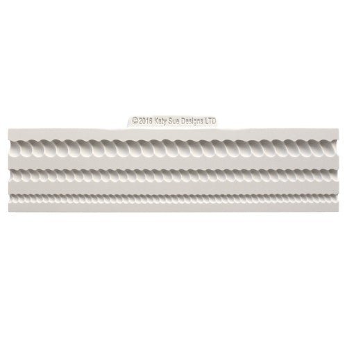 Katy Sue Mould Lenke Med Border Katy Sue Mould Lenke Med Border