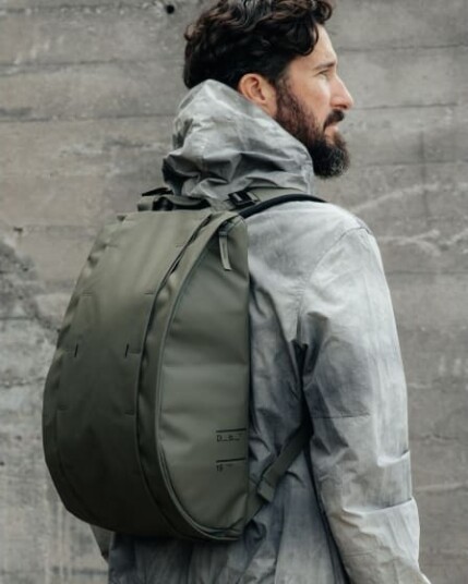 Db Hugger Base Backpack 15L ryggsekk Moss Green