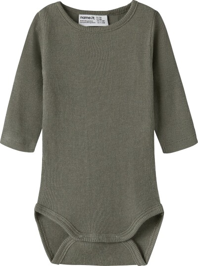 Name It Body I/e Ull/Silke Rib NBMWossa Gløgg med basili Name It 50 Langermet Body Armygrønn