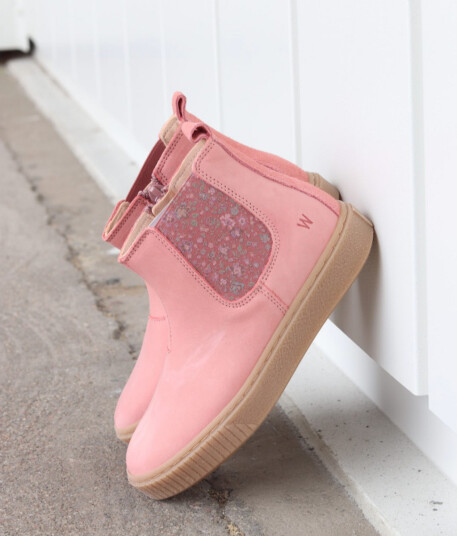 Wheat Indy Sneaker Cameo Blush (28)
