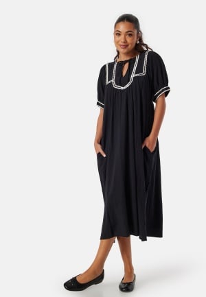 VILA Vimanda S/S midi dress Black/White 38 VILA Vimanda S/S midi dress Black/White 38