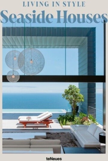 Living in Style Seaside Houses