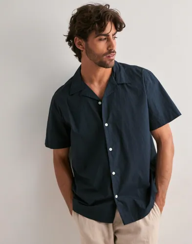 Selected Homme Slhrlxreid Ss Shirt Kortermede skjorter Blå Selected Homme Slhrlxreid Ss Shirt Kortermede skjorter Blå