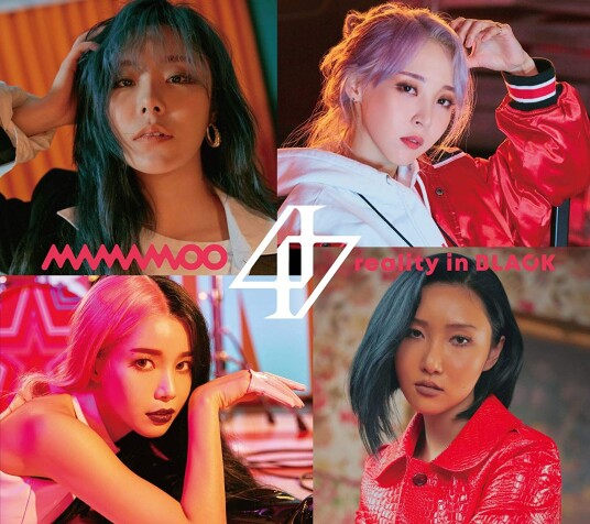 Mamamoo Reality In Black (Version B) (CD + DVD W/ 2 Bonus Tracks) CD