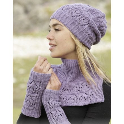 Sweet Verbena by DROPS Design Sett med Lue Hals og Pulsvarmere Strikkeoppskrift str S L