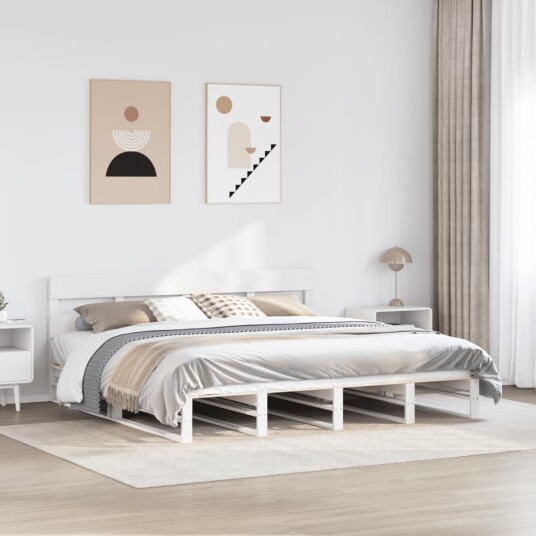  Sengeramme med madrass hvit 200x200 cm heltre furu 8721102946967