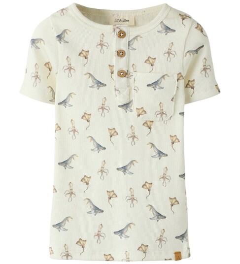 Lil" Atelier T skjorte NmmLavo Coconut Melk/Sea Animals Lil Atelier 5 år 110 T skjorte Hvit Lil" Atelier T skjorte NmmLavo Coconut Melk/Sea Animals Lil Atelier 5 år 110 T skjorte Hvit