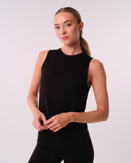 LEVITY Breeze Seamless Tank Black Beauty - S/M