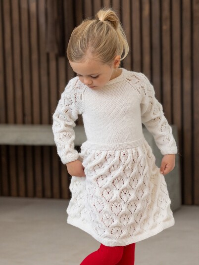 Viking Garn 2522 5 Lotus kjole