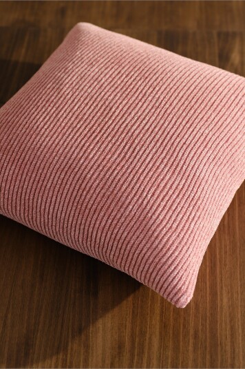 Jotex - Strikket Putetrekk 50x50 Cm Rosa - CHILLY - Kjøp Pynteputer & putetrekk hos Jotex