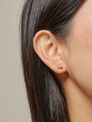 ENAMEL Copenhagen Nara Studs Gull ONE SIZE