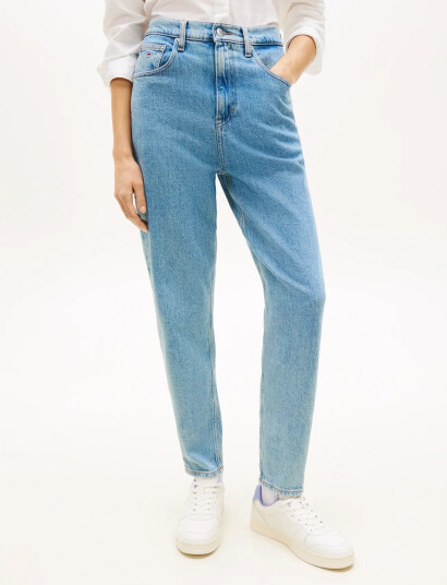 Tommy Jeans Mom Jean Uhr Tpr Ai4116 - Blue - 27 x 30 Tommy Jeans Mom Jean Uhr Tpr Ai4116 - Blue - 27 x 30
