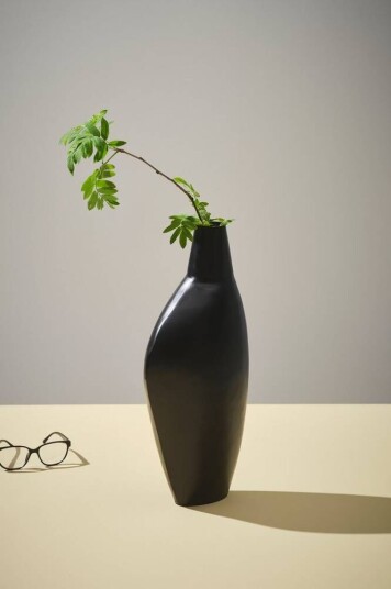 Jotex MARGOT vase - høyde 43 cm Matt svart 1609661-01-0 1639559-01-0