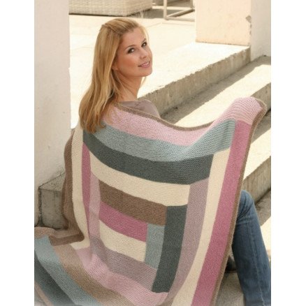 Geometri by DROPS Design Teppe Strikkeoppskrift 105x95 cm