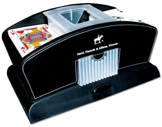 Piatnik Batteridrevet Stokkingsmaskin Piatnik 77741 Piatnik Batteridrevet Stokkingsmaskin Piatnik 77741