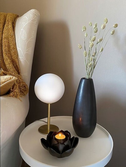 Aneta Lighting Molekyl bordlampe 27 cm - Hvit/messingfarget 1592852-01-0 1592852-02-0 Aneta Lighting Molekyl bordlampe 27 cm - Hvit/messingfarget 1592852-01-0 1592852-02-0