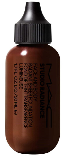 MAC Studio Radiance W9 Foundation 50 ml - Vannfast, Fuktighetsgivende, Glød